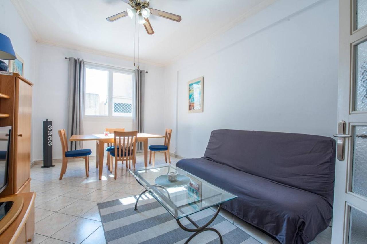 Apartamento Lovely Renovated 5pax In The Heart Of